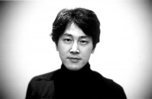 Ichikawa Takuji - Người viết tình ca để giải phóng bản thân