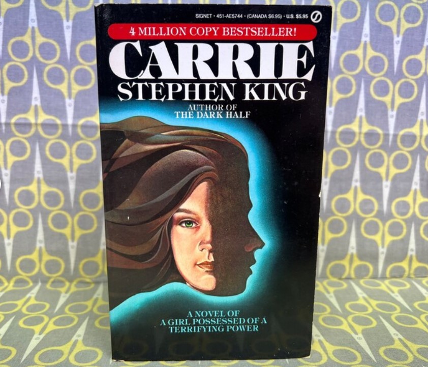 Tiểu thuyết "Carrie" được chuyển thể thành phim